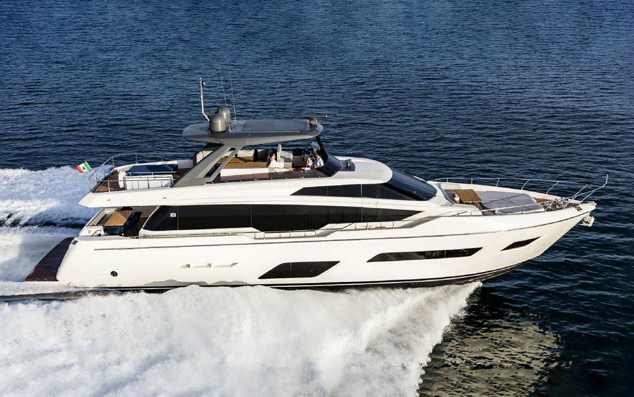 Океанская яхта Ferretti Yachts 780 в наличии