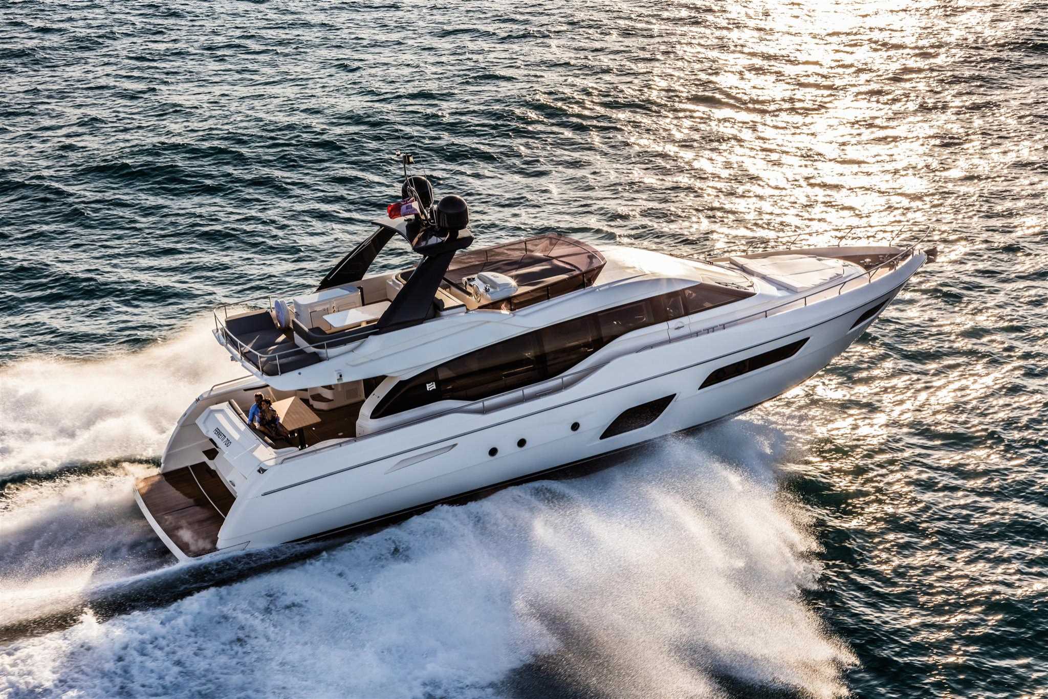 Самая спортивная яхта Ferretti 