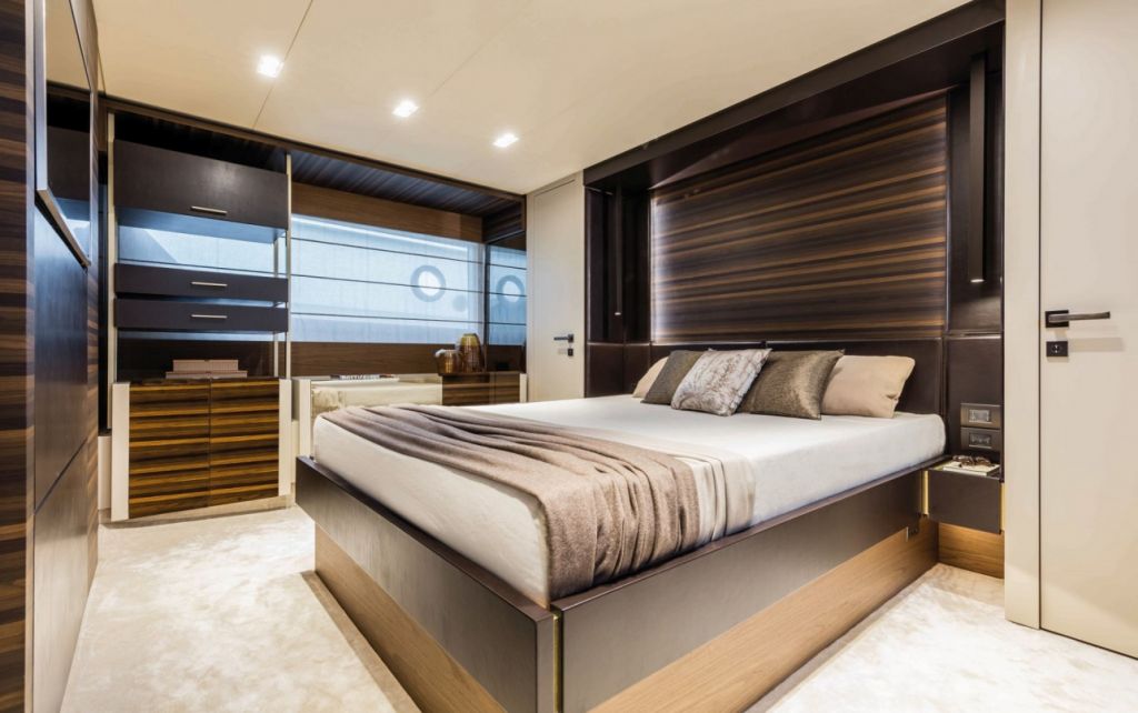 ferrettiyachts_670_lower-deck_0000_32853.jpg ferrettiyachts_670_lower-deck_0000_32853.jpg