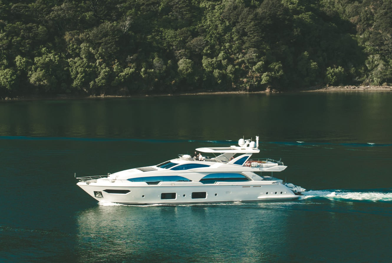 Компания Ferretti Group представила новейшую версию своей популярной серии яхт