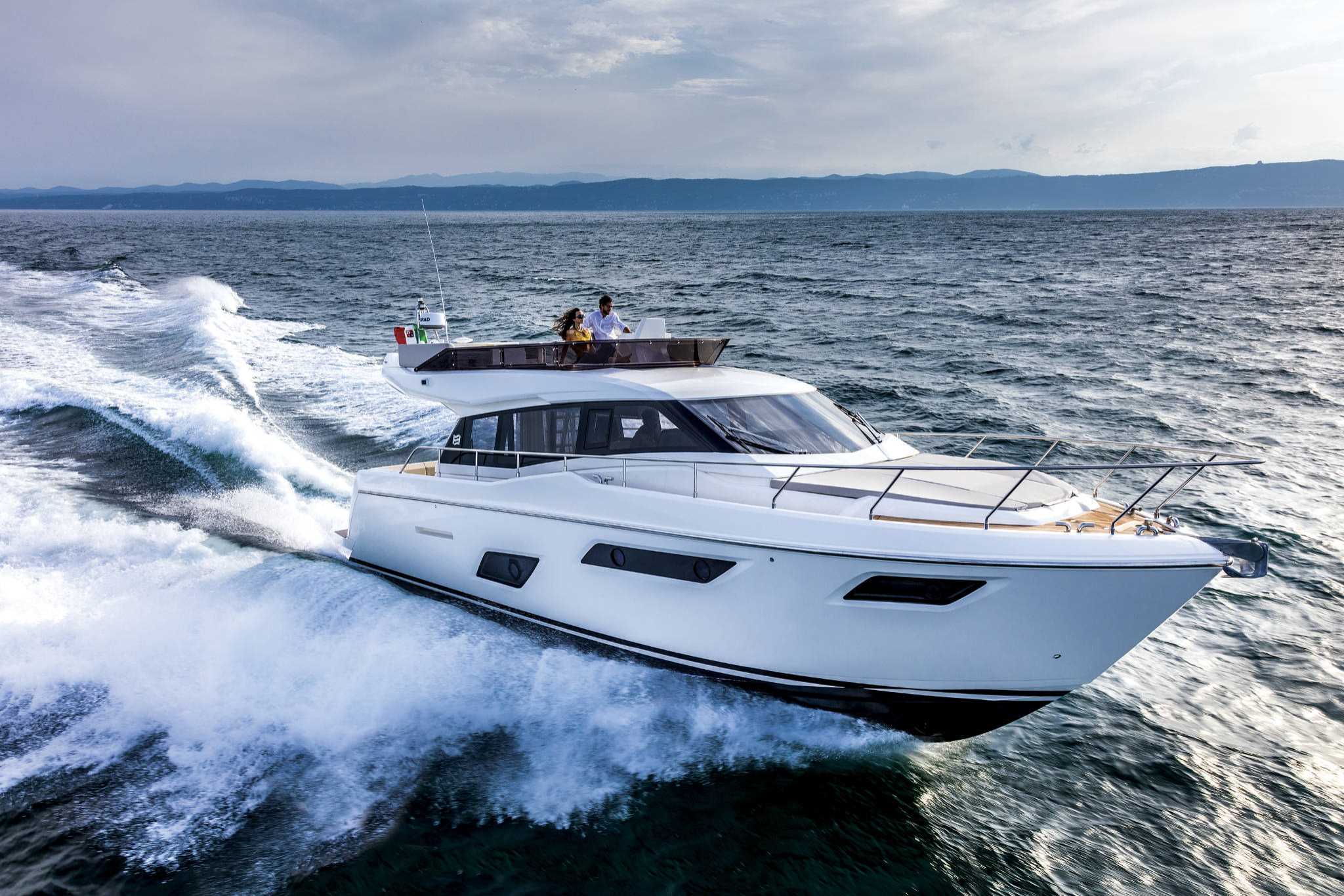 450-я модель Ferretti Yachts стала номинантом премии за «Лучший дизайн среди моторных яхт»