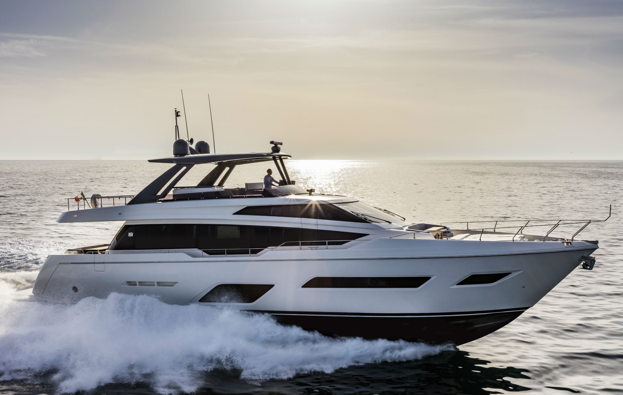 Ferretti Yachts 780: лошадиные силы и узлы - в подарок!