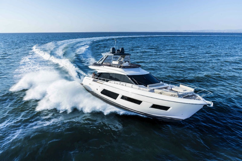 Ferretti Yachts и Riva на boot Düsseldorf