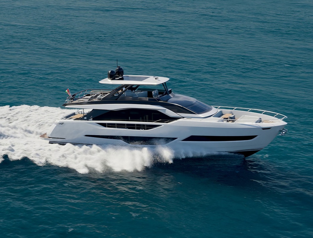 Ferretti Yachts 800: новая глава в истории яхтинга