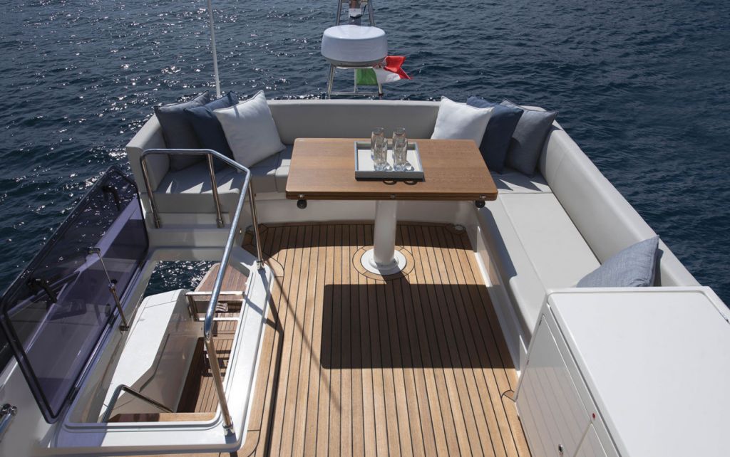 ferrettiyachts500newexteriors_0010_47664.jpg ferrettiyachts500newexteriors_0010_47664.jpg