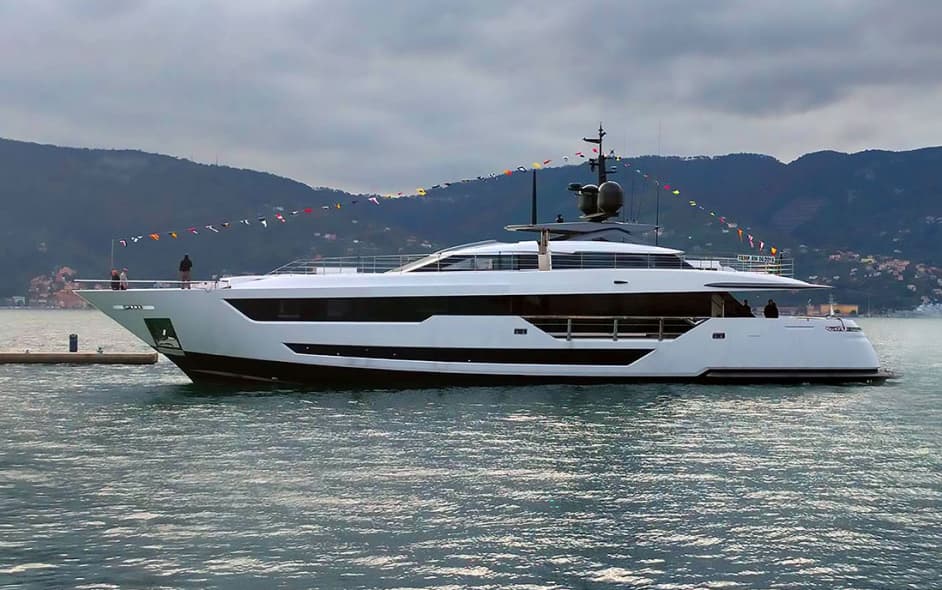 Awards_2018_Custom_Line120.jpg Awards_2018_Custom_Line120.jpg