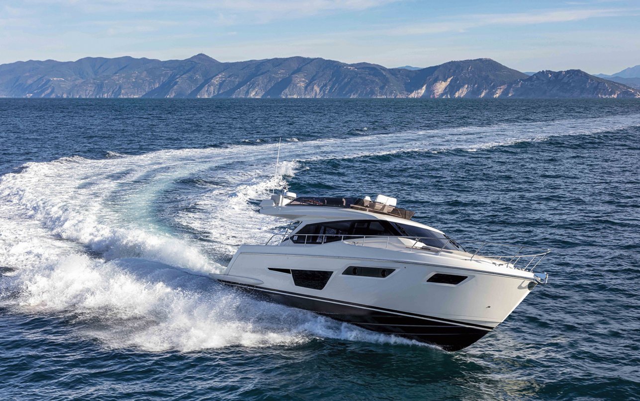 Новая Ferretti Yachts 500 доступна к началу сезона 2024 года